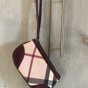 Burberry wristlet wallet